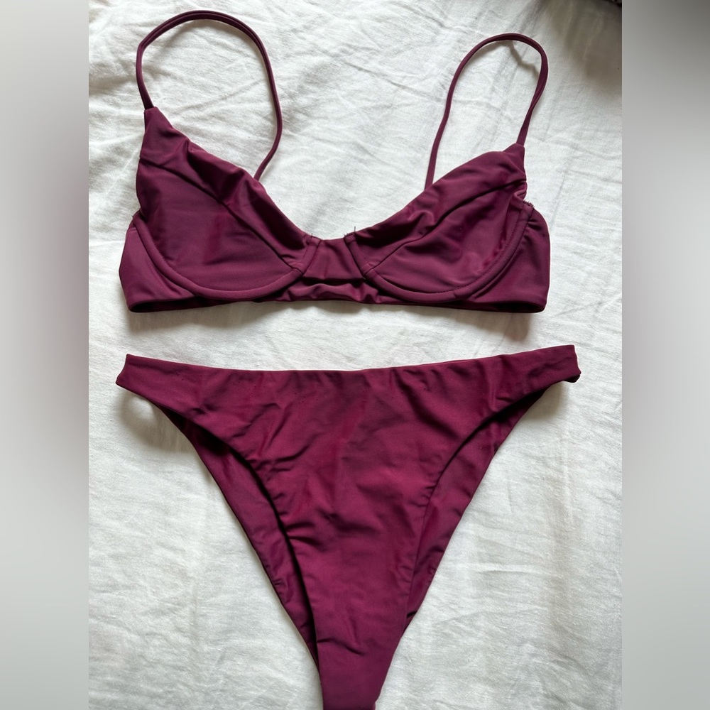 Benoa wine bikini
